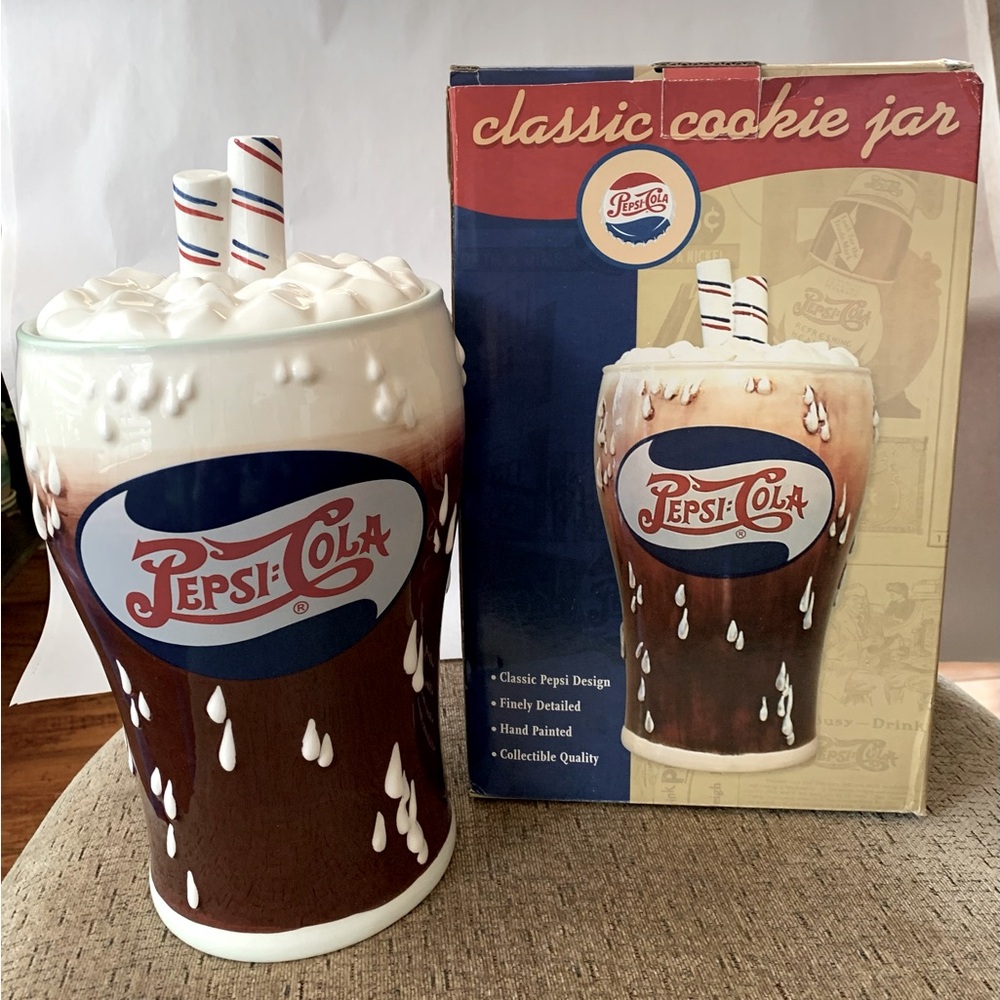 Pepsi Cola Cookie jar soda fountain glass ceramic heritage collection 2005